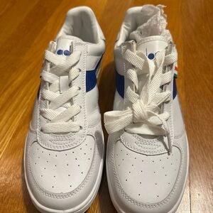 Diadora White and Blue Men's Sneakers